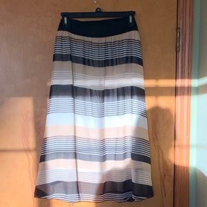 EUC LuLaRoe Lola Skirt